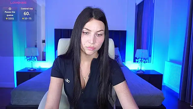 EliseVelour online show from 06/03/26, 12:52