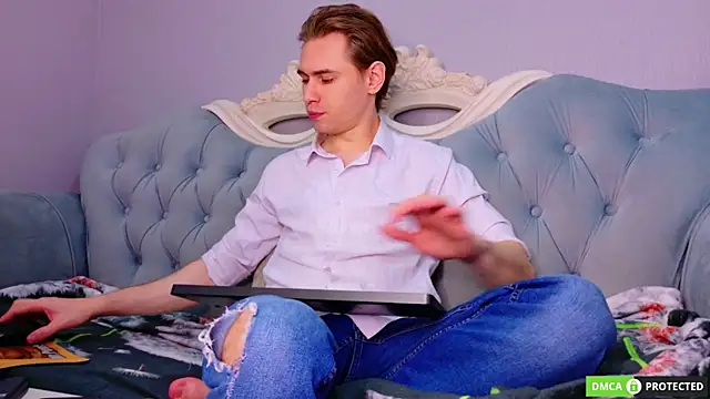 WilliamDyson online show from 04/11/26, 03:33