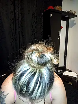 Fernandar2025 online show from 09/25/25, 03:10