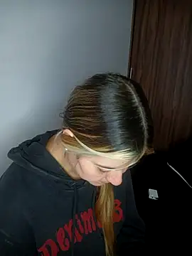 Fernandar2025 online show from 10/14/25, 09:04