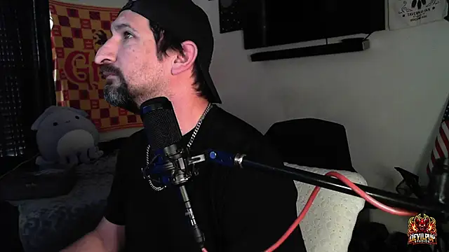 DevilPup75  online show from 09/29/25, 03:06