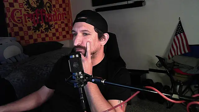 DevilPup75  online show from 09/30/25, 10:42