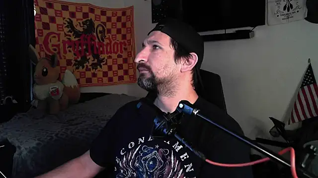 DevilPup75  online show from 10/04/25, 03:32