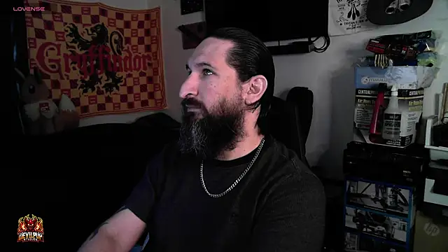 DevilPup75  online show from 04/16/26, 01:34