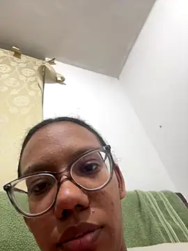 Valen1800 online show from 12/19/25, 02:07