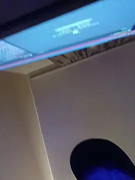 Thoma9034 online show from 11/28/25, 11:07