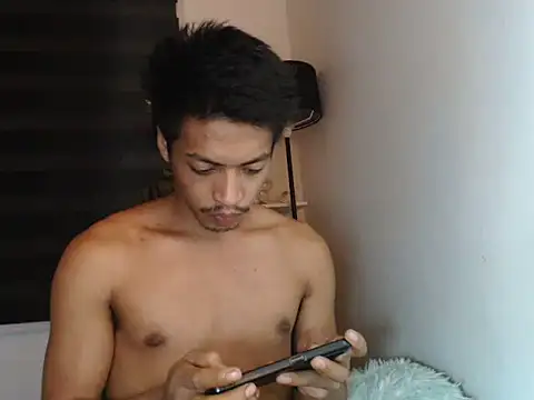 Snapshot of Asian_gregor chatting on 10/02/25, 04:47 Asian gregor online show from 10/02/25, 04:47