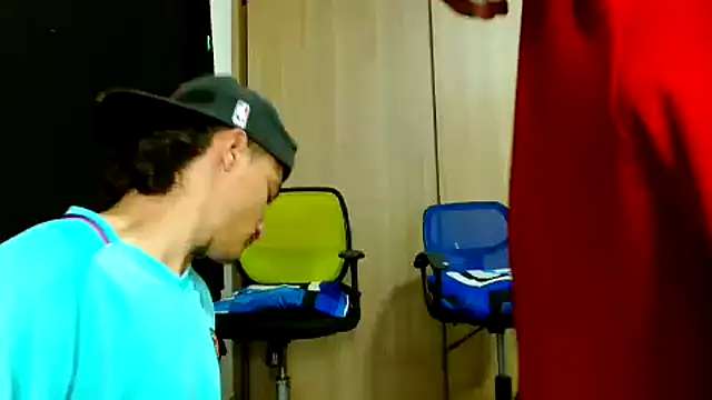 skinny23cm online show from 01/24/25, 09:17