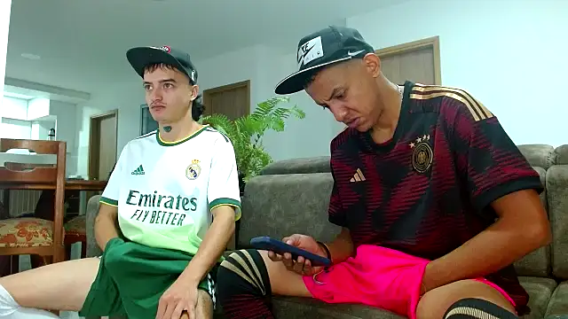 skinny23cm online show from 02/14/25, 09:24