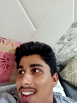 HarryChoudhary21 online show from 06/08/26, 07:47