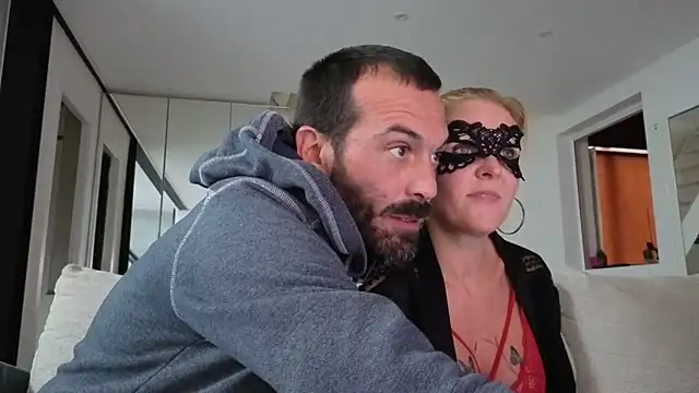 bellemasquer online show from 09/24/25, 01:14