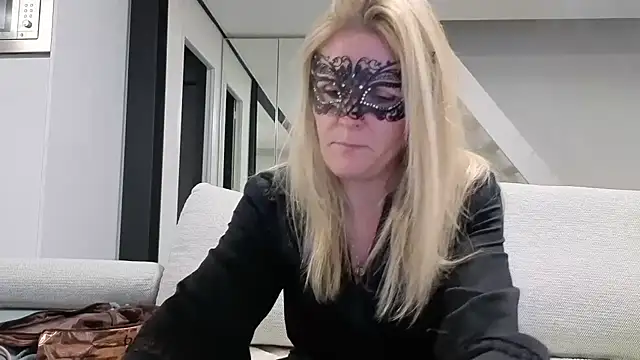 bellemasquer online show from 02/26/26, 08:52