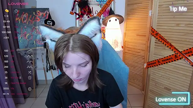 Madelaineses online show from 10/31/25, 11:44