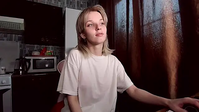 Madelaineses online show from 05/24/26, 11:32