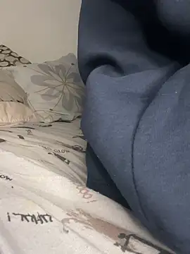 femboy kittle online show from 03/26/26, 02:28