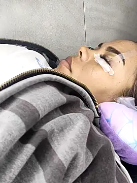 Snapshot of EmilyDuran_ chatting on 11/13/25, 03:22 EmilyDuran online show from 11/13/25, 03:22