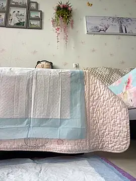 Alicia066 online show from 09/25/25, 04:27