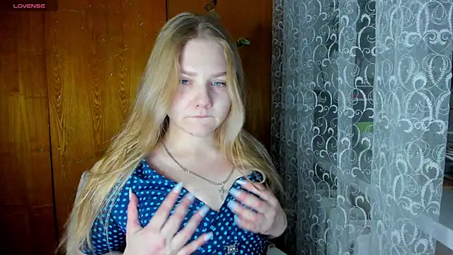 AlinaMors online show from 12/18/25, 09:10