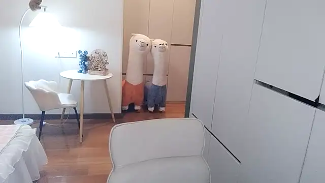 Snapshot of XiaoAnQi chatting on 10/09/25, 12:36 XiaoAnQi online show from 10/09/25, 12:36