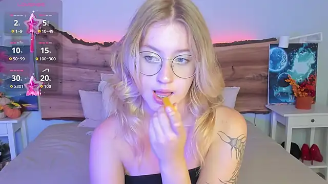 Nerissa xo online show from 09/17/25, 07:37