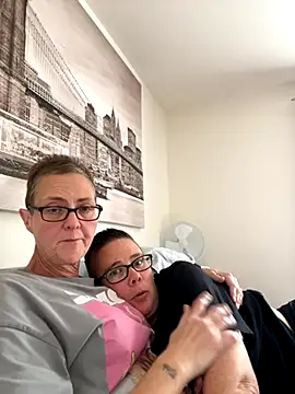 Curvy-Jinx online show from 09/13/25, 12:16