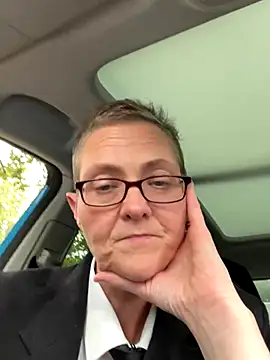 Curvy-Jinx online show from 09/18/25, 12:18