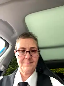 Curvy-Jinx online show from 10/17/25, 10:18