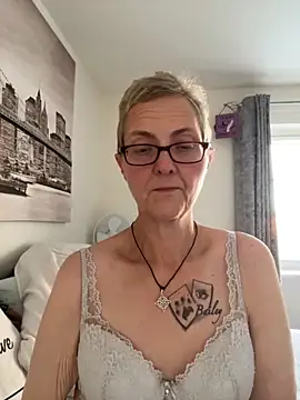 Curvy-Jinx online show from 11/02/25, 03:47