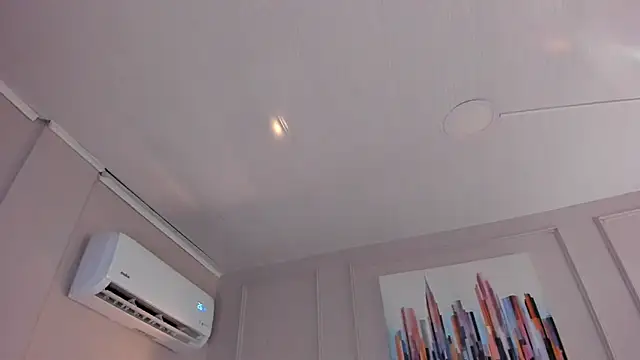 mia kisses2 online show from 05/21/26, 04:30