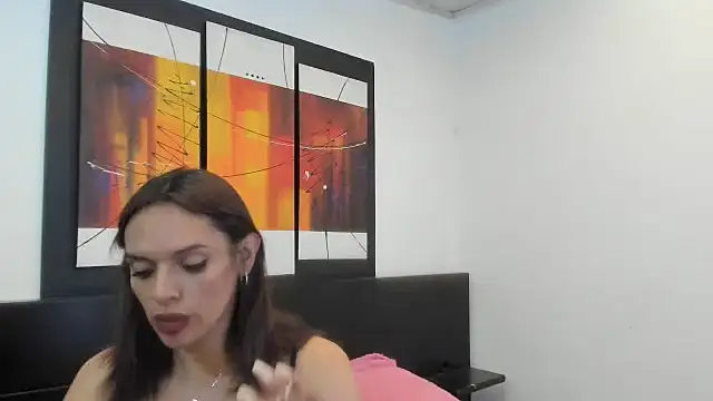 Snapshot of MeganRhyder chatting on 10/27/25, 04:33 MeganRhyder online show from 10/27/25, 04:33