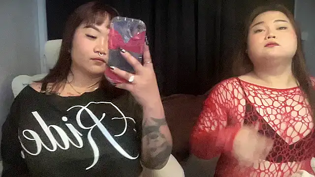 Bella Bumzyyy online show from 11/19/25, 04:34