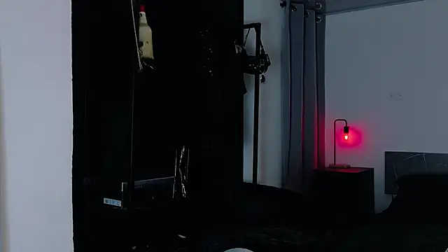 Angelabl0odborne online show from 01/10/26, 07:59