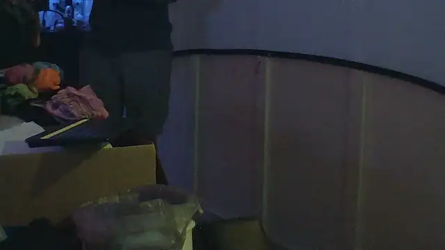 Luv2SuckBWC92 online show from 09/13/25, 08:03