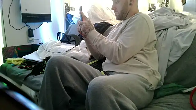 Luv2SuckBWC92 online show from 12/01/25, 09:20