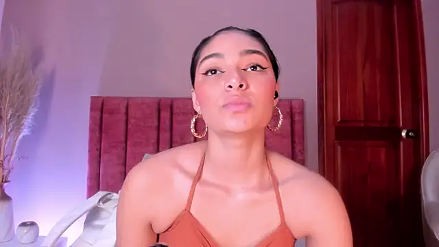 Snapshot of LunaAspen_ chatting on 02/04/26, 06:03 LunaAspen online show from 02/04/26, 06:03