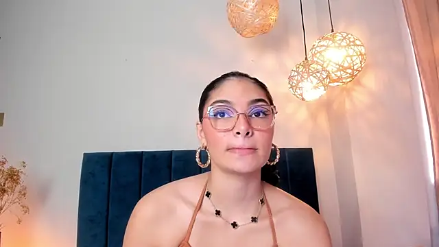 Snapshot of LunaAspen_ chatting on 02/27/26, 06:30 LunaAspen online show from 02/27/26, 06:30