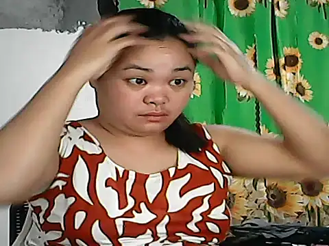 CreamyPussy4uxx online show from 10/10/25, 06:40