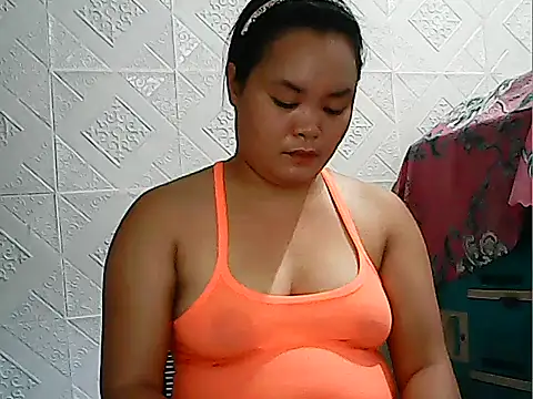 CreamyPussy4uxx online show from 05/16/26, 12:51