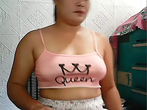 CreamyPussy4uxx online show from 05/22/26, 02:30