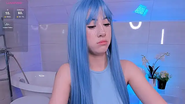 Snapshot of Necucub chatting on 10/15/25, 04:01 Necucub online show from 10/15/25, 04:01