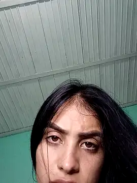 Bigtiti01 online show from 10/06/25, 07:11