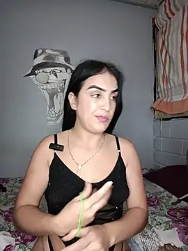 Snapshot of Bigtiti01 chatting on 07/11/26, 09:38 Bigtiti01 online show from 07/11/26, 09:38