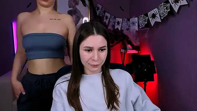 nekky mouse online show from 10/28/25, 05:22