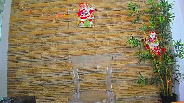 Cupcake Izzy online show from 12/20/25, 05:36