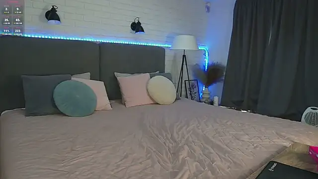 Baby  Lola online show from 05/19/26, 06:09