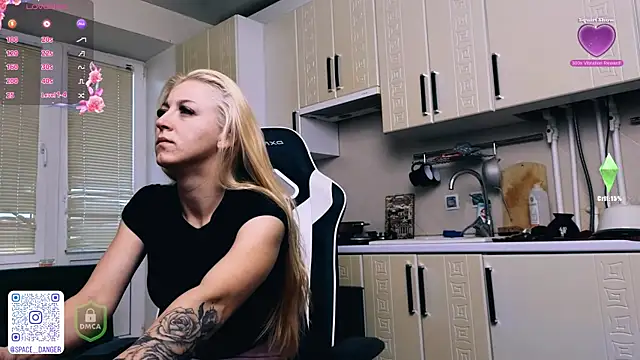 space danger online show from 10/11/25, 09:08