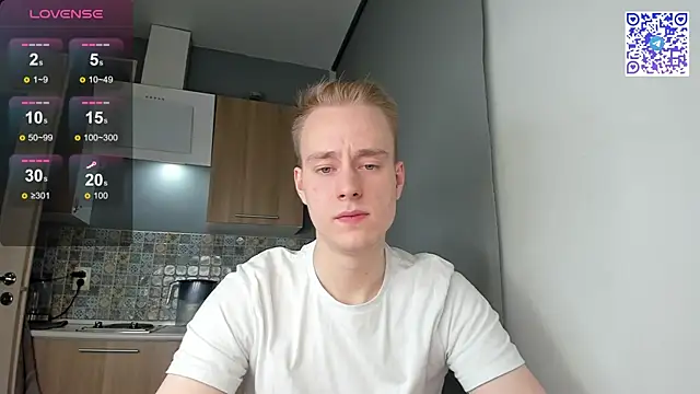 Snapshot of Kevin_Young_Cat chatting on 11/21/25, 06:39 Kevin Young Cat online show from 11/21/25, 06:39