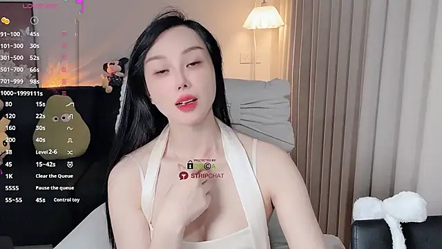 Xiatian520  online show from 05/06/26, 11:26