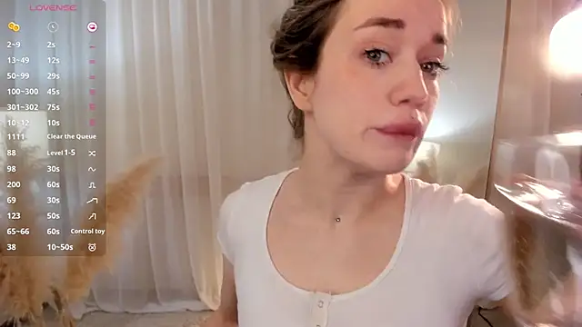 Snapshot of DiscoPotato chatting on 11/20/25, 09:53 DiscoPotato online show from 11/20/25, 09:53