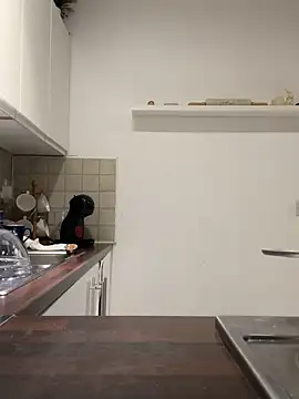 Michel huge online show from 11/04/25, 07:29